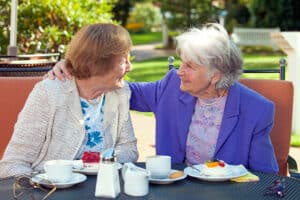 Companion Care at Home Edison NJ - Does Mealtime Socialization Help Senior Nutrition?